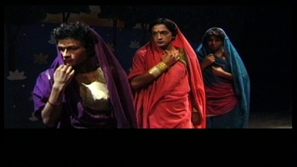 Sundari_stage exit.jpg